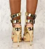 Sukienka buty moda kobiety luksusowe otwarte palce patentowe skórzane sztylet gladiator sandały Sandały Paski klamry złoto wysoko