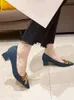 Chaussures coréennes avec nœud papillon pour femmes, baskets élégantes à bout pointu, bouche peu profonde, nouvelle robe d'été papillon PU Ba, 2022