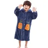Winter Lovely Bathrobes for Kids Boys Flannel Spa Robes Girls Birthday Party Girl Robe Hooded Star Warm Homewear Clothes 210622