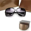 Top Quality Womans Sunglasses Luxo Homens Sun Óculos Proteção UV Homens Designer Eyeglass Gradient Metal Dobradiça Moda Mulheres Espetáculos com Caixas Originais 1318