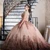 Rose Gold Stunning Scoop Borla Frisado Quinceanera Vestidos Applique Keyhole Back Ball Sweet 16 Promovers Vestidos de 15 años