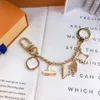 Luxury Designer Keychain Fashion Classic Brand Key Buckle Flower Letter Key Chain Handmade Gold Keychains Mens Womens Bag Pendant