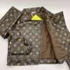 秋のwinterレザージャケットの赤ちゃんの女の子の子供のコートクールな茶色の服のフェイクレター厚211204