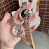 Orologi di marca di moda Ragazza da donna colorato cristallo stile leopardo cinturino in acciaio metallo bellissimo orologio da polso C63226i