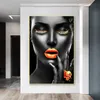벽에 흑인 여성 황금 입술 캔버스 그림 고귀한 여자 그림 인쇄 캔버스 포스터 현대 미술 그림 홈 디자인