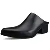 Новое поступление Оставленное Новый Человек Крытые Удобные Сандалии Обувь Натуральная Кожа Мужская высокая каблука (5см) Случайные тапочки