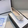 Designer di lusso da donna con tacco alto ballerine sandali a spillo a punta scarpe eleganti in pelle stivali scarpe da sposa per feste