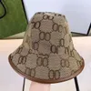 Bucket Hats Designer Bucket Hat luxe mode zonneklep klassieke tweeletterige strandmuts outdoor reispetten goed leuk