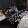 豪華な黒い寝具セットシングルフルサイズのポリエステルベッドリネン羽毛布団カバーセットモダンバードペッシュケース付きアニメ