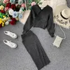 Женщина вязаные 2 частей наборы осенью женщин V-образным вырезом свитер Top + MIDI Wrap Skyt Suits Suits Elegant Bling Outfit Couscsuit 210525