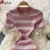 NEPLOE Elegant O-Neck Stripe Stickad Vestido Femme Kortärmad Slim Waist Bodycon Robe Kvinna Sumemr Nya Office Lady Dresses Y0726