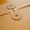 Eenvoudig creatief leeg retro gebundeld kraftpapier verdikt briefkaart ontvangen envelop tas