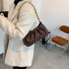 ショルダーバッグの折りたたみデザインPUレザーの女性2021冬のハンドバッグと財布のチェーンブラックレッド