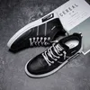 2023 Scarpe da ginnastica hotMid-top 2023 Scarpe sportive da corsa Moda uomo adulto Nero Grigio Beige Tendenza Giovani Sport Sneakers