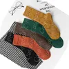 Respirant Glitter Lettre Chaussettes Multicolore Femmes Fille Lettres Chaussette pour Cadeau Mode Bonneterie Prix de Gros de Haute Qualité