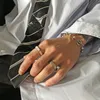 Nuovo anello originale con dado irregolare di nicchia in acciaio al titanio Vento freddo scuro Anello con marchio marea indice profilato maschile e femminile