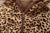 Chaqueta acolchada de algodón para niños de invierno Abrigo grueso de leopardo Sudadera con capucha para niña Ropa infantil Ropa de abrigo de cachemira 0-5 años 211204