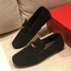 Oxford Buty dla Mężczyzn Mokasyny Slip On Men Designer Dress Buty Business Buty Zapatos de Hombre de Vestir Formalne Buty Mężczyźni Sapato Społeczne