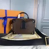 مصممون كاميرا حقائب الكتف المرأة برشام الركن حمل الجلود المغلفة قماش العلامة مربع حقيبة crossbody مساء حقائب اليد