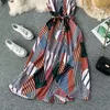 Kvinnor Retro Print Chiffon Dress Summer Spaghetti Strap Sexig V-ringad strandklänningar Lady Boho med Belt Long Robe Vestido 210311