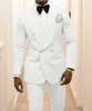 Trajes de hombre de doble botonadura, esmoquin de diseño blanco para novio, chal con solapa, padrinos de boda, chaqueta de 2 piezas, pantalones, pajarita L6331I