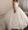 Ballkleider Wunderschön mit Spaghettiträgern D Blumenapplikationen Perlen Maßgeschneiderte Schleppe Burg Brautkleid Vestido De Novia e