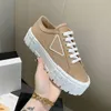 Canvas Dam Skor Män Designer Svart Läder Snörning Fritidsskor Plattform Oversized löparsneakers