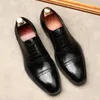 Büyük Boy EUR45 Siyah / Derin Kahve / Şarap Kırmızı Brogue Goodyear Erkek Iş Elbise Ayakkabı Hakiki Deri Ofis Ayakkabı