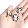 Pins, broscher Lovely Skull Enamel Cute Cup Djur Headset Lapel Pin Clothing Hat Coat Tillbehör Present