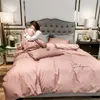 Conjuntos de cama Conjunto de algodão Pink High-end Bordado Cor Sólida 3/4 Peça Suave Respirável Luxo Quilt Covers