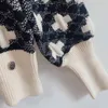 Moda Tasarımcı CC Sweater Coats Kadınlar Cchen Markası Ucuz Örgü Sweaters Ceketler Uzun Kollu Moda Kapşonlu Sweatshirt Fabrikası Whol203v