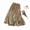 Qooth Estate Autunno Donna Gonna lunga leopardata Elastico in vita Chiffon pieghettato s Casual Maxi Beach stampato DF650 210621