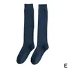 Chaussettes masculines en hiver laine de genou long épais chaud harajuku rétro paire chaussette 1 compression élevée mâle z3k1