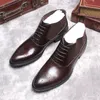 2021 الرجال الفاخرة أحذية الكاحل جلد طبيعي الأحذية الأزياء الجلد المدبوغ خياطة الدانتيل يصل أشار تو براون أسود الزفاف مكتب اللباس الأحذية