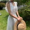 セクシーな韓国のシックなエレガントなレトロスリムホワイトプリーツスクエアネック包帯ウエストノースリーブドレス女性肩をオフにする肩の袖210610