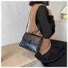 Küçük PU Deri Crossbody Çanta Kadınlar için 2021 Klasik Trend Geniş Bant Omuz Çantaları Parmak Kadın Çanta Lady Çanta