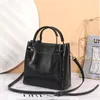 HBP حقيبة دلو عبر الحدود حزمة عالية الجودة سعة كبيرة ركاب crossbody النفط الشمع الجلود مزاجه يد بيل من حقائب الكتف