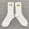 Stile di cotone femminile in bianco e nero ricami personalizzati Personalizzati Orso online Populano Sports Sports Trendy Cotton Sock TGXJ3496088