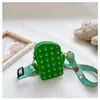 Giocattoli di decompressione Borsa giocattolo a bolle Unicorno Silicone Fragola Cactus Avocado Borsa ananas Puzzle Press Cambiamento monospalla Diagonal Square Fashion