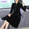 Autumn and Winter Women's European American Hepburn Style Black Thin Retro Collar Velvet Dress 220210
