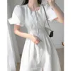 Robe à manches à bulles françaises Été Vintage gaufré taille haute fermeture éclair midi robes blanches tenue de soirée piste 210608