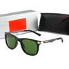 Модные дизайнер Солнцезащитные очки Classic Retro Pilot Frame Стеклянный объектив UV400 Защитные очки Sunnies с кожаным корпусом