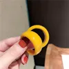 Aro huggie aensoa 2021 coreia colorido acrílico geométrico c-shaped c-shaped retro para mulheres branco amarelo menina menina