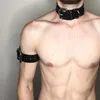 Courroies Fétiche Man Gay Mode Cou Bondage PU Cuir Sexy Collier Sexy Mâle Bague Métal Garter Club Party Accessoires Bretelles