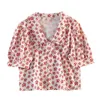 Kvinnors Blusar Chiffon Floral Blus Docka Collar Shirt Sommar Design Söt stil Tjej Short Bubble Sleeve Button Top Blusa de Frio