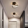 Modern plafondlicht voor thuisgluster Blackwhite kleine LED -lamp Toepasselijke slaapkamergang Licht balkonverlichting Luminairs