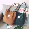 Väska för kvinnor 2022 Corduroy Shoulder Bag Railable Shopping Väskor Casual Tote Kvinna Handväska Partihandel i stora mängder A1019