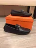 Nazwa marki Męskie jazdy Gommina Mokasyny Sukienka Office Leisure Cow Leather Walk Antiskid Buty Rozmiar 38-44