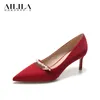 Scarpe eleganti da sposa da donna 2021 Winter Bride Red Chinese Show Crystal I tacchi non sono piedi stanchi