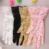 Vijf Vingers Handschoenen Vrouwen Bescherming Kant Uitgehold Zon Delicaat Jacquard Patroon Bruid Kleding Accessoires